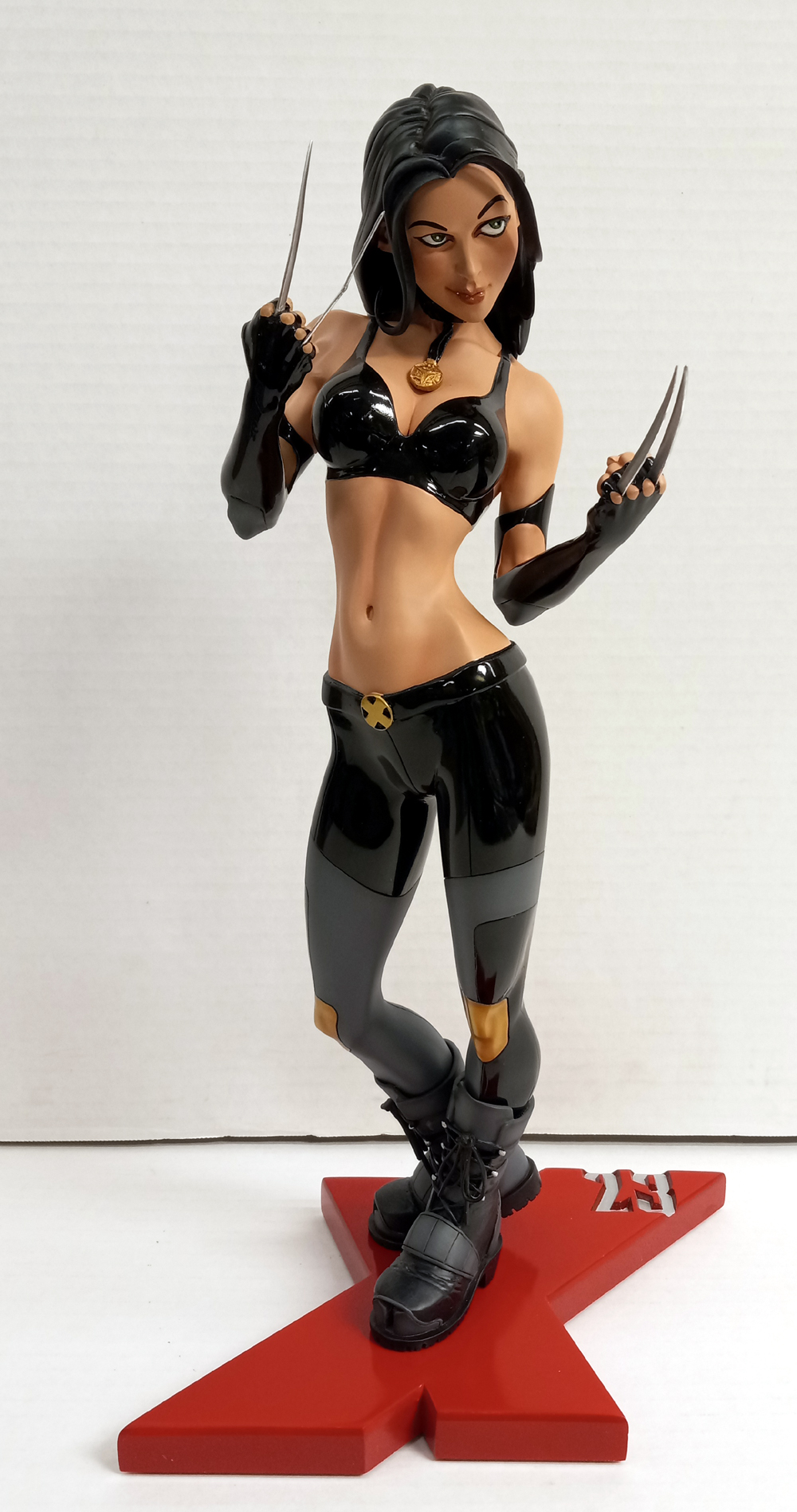 X-23 COMIQUETTE EXCLUSIVE STATUE SIDESHOW TOYS PREVIOUS OPENED | eBay
